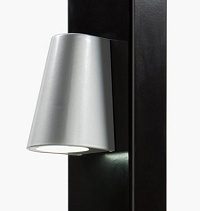 Купить Элегантное LED-освещение Locinox (Бельгия) TRICONE для ворот, цвета zilver и 9005 (черный) в Симферополе